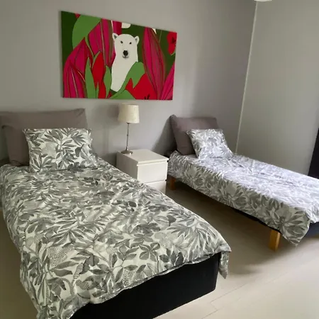 A Cozy Near The Center דירה